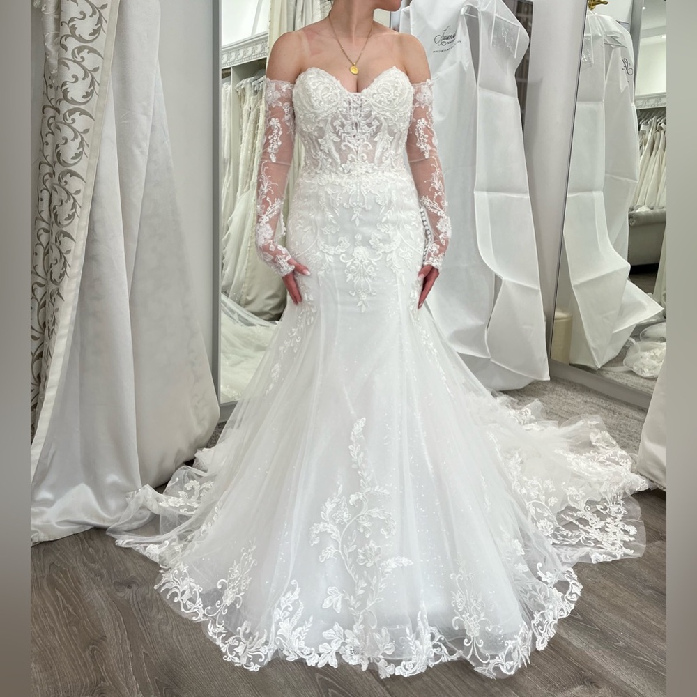 Wedding gown
